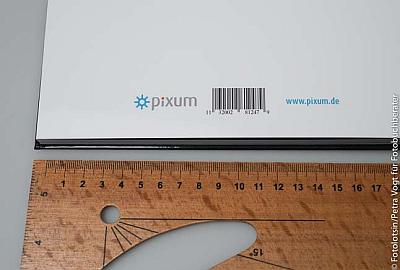 Pixum Logo und Barcode